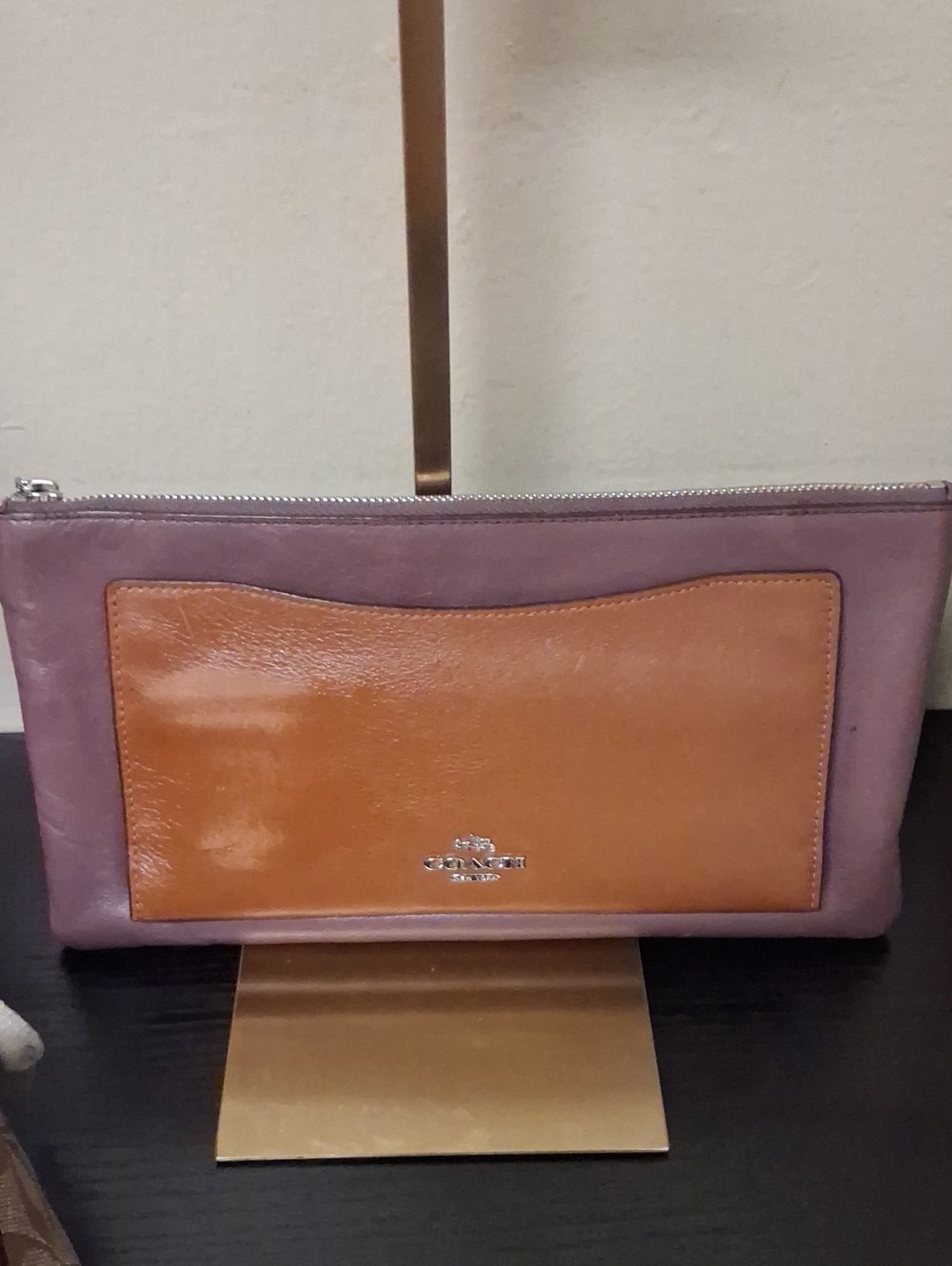 Coach BUNDLE CLUTCH AND SNEAKERS SIZE 7.5 - Picture 4 of 16